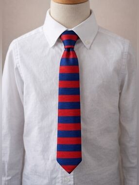 🎩 Classic Red & Navy Striped Silk Tie – Talbots Kids